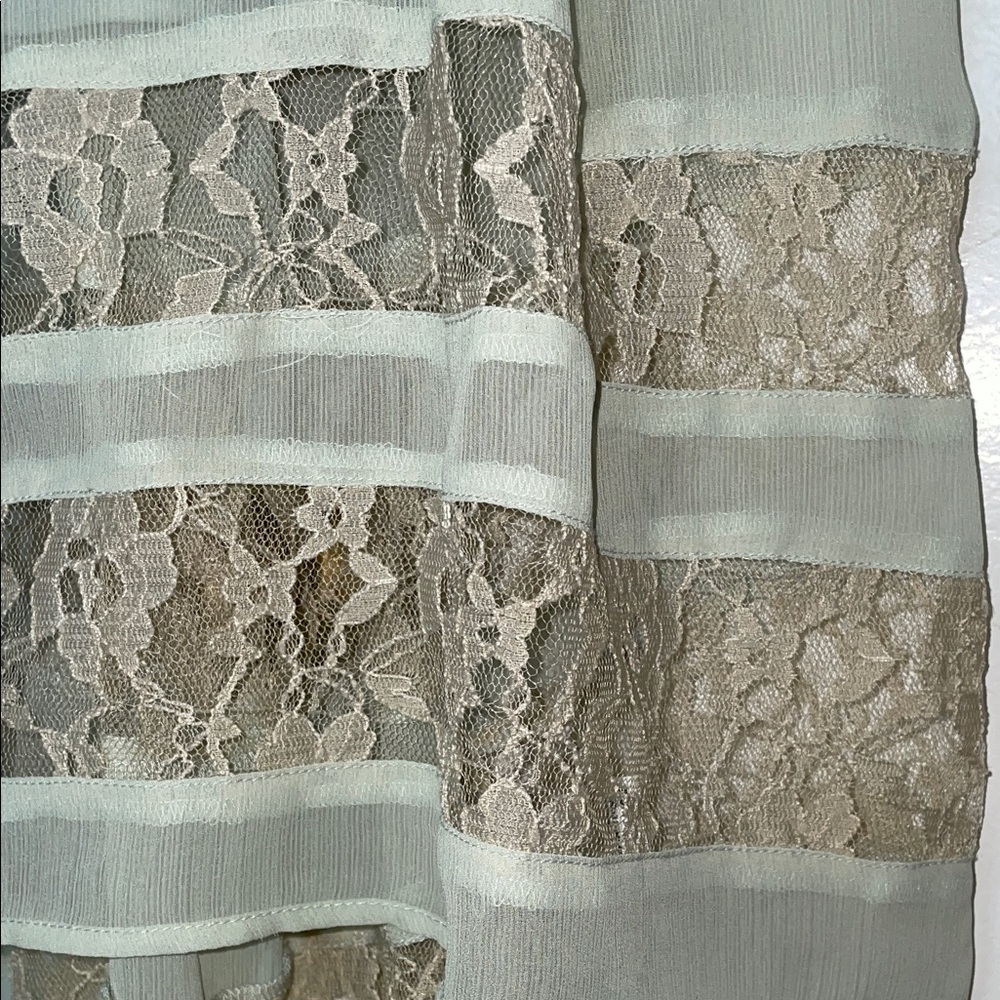 Band of Gypsies Mint Green Lace accents High Low Dress - Picture 6 of 6
